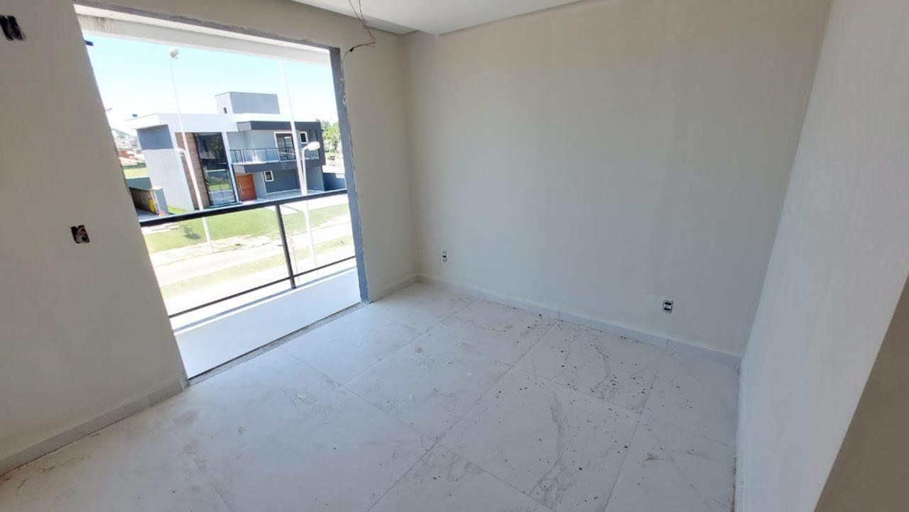 Casa no Condomínio  Ilhas das Laranjeiras