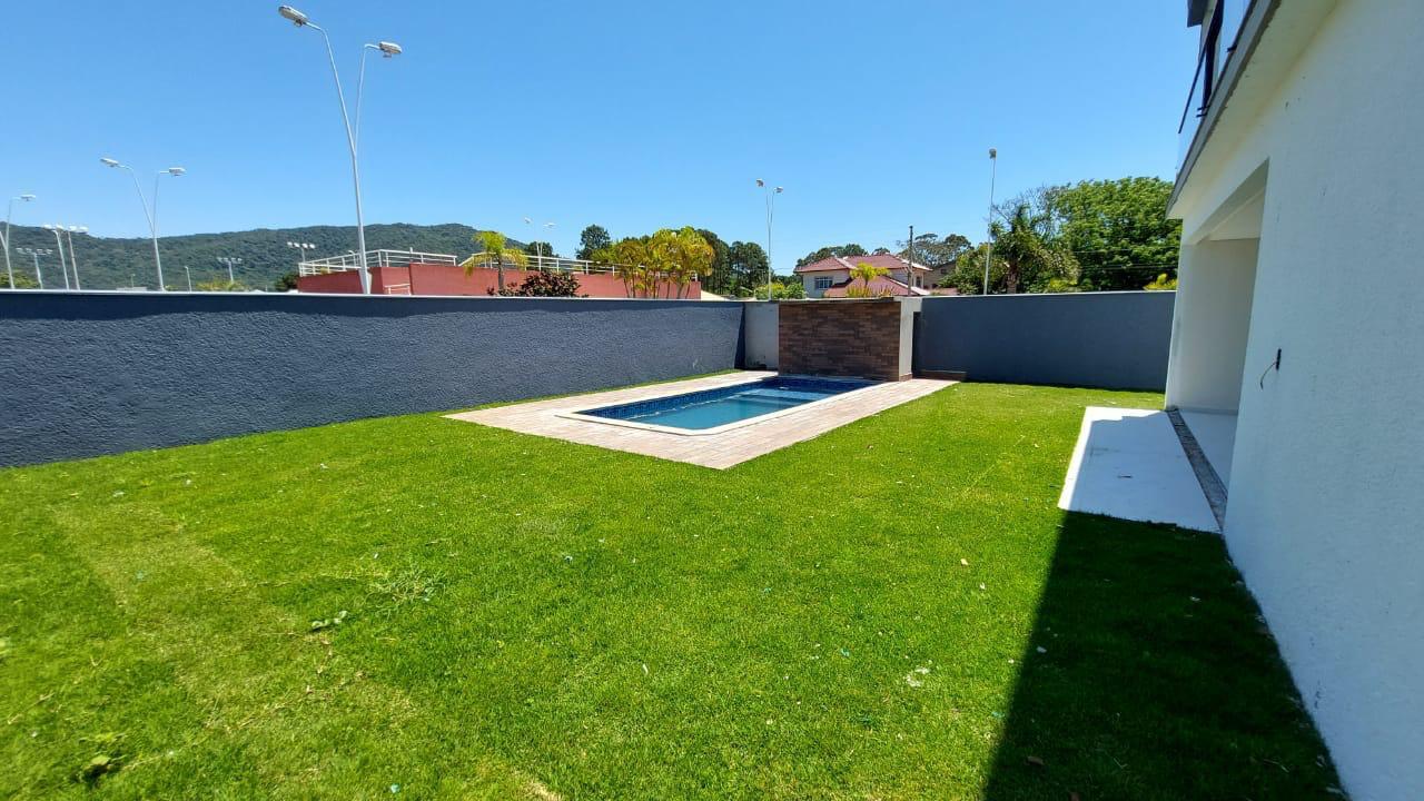 Casa no Condomínio  Ilhas das Laranjeiras