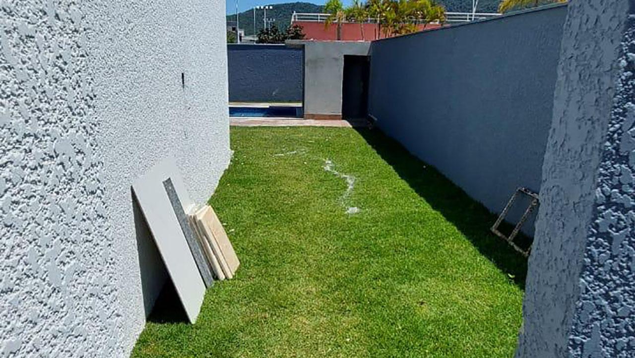 Casa no Condomínio  Ilhas das Laranjeiras