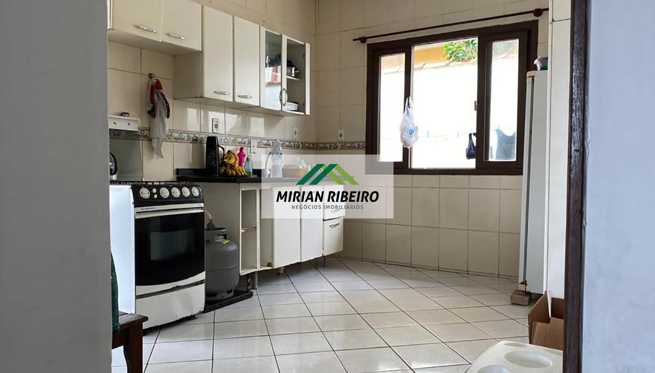 LINDA CASA NO BAIRRO INGLESES - PRONTA PARA MORAR