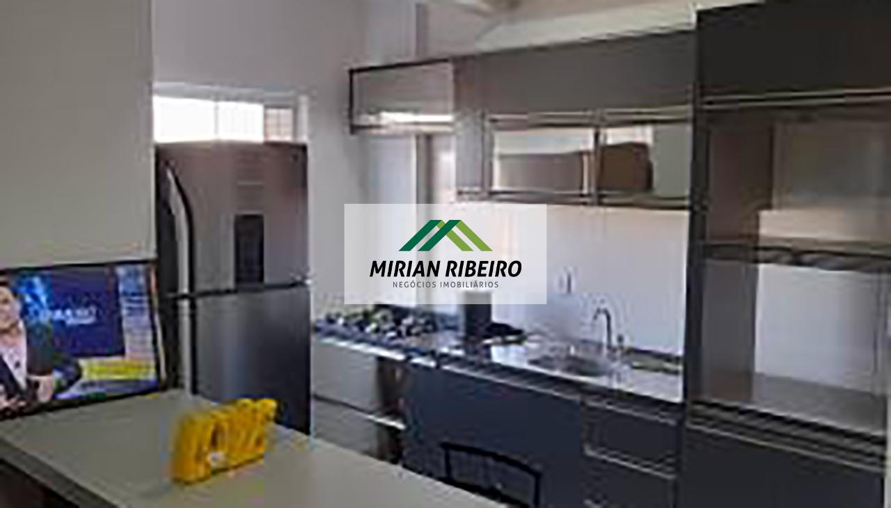 Lindo apartamento a 400m da praia, localizado na rua dos Tubarões. 