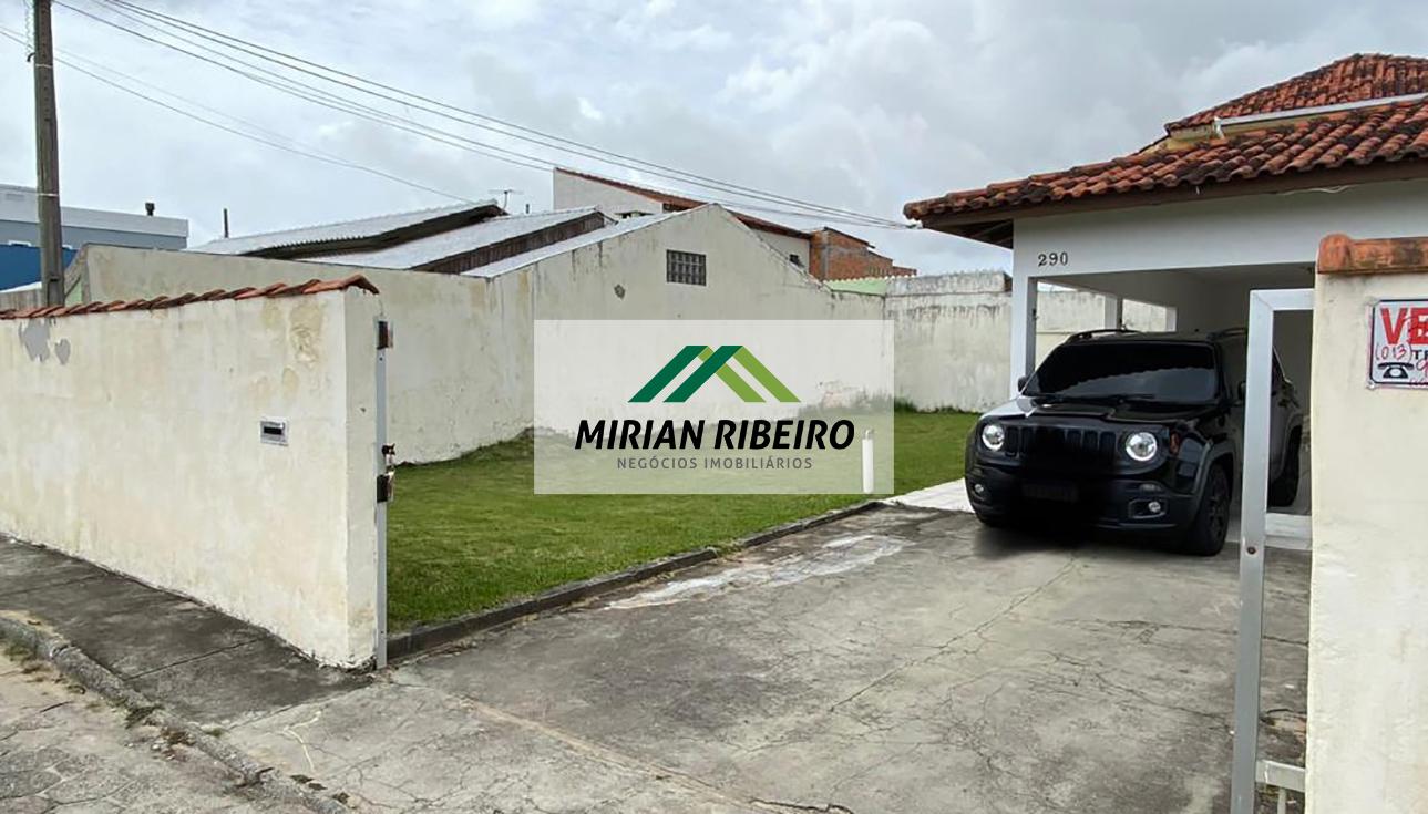 LINDA CASA NO BAIRRO INGLESES - PRONTA PARA MORAR