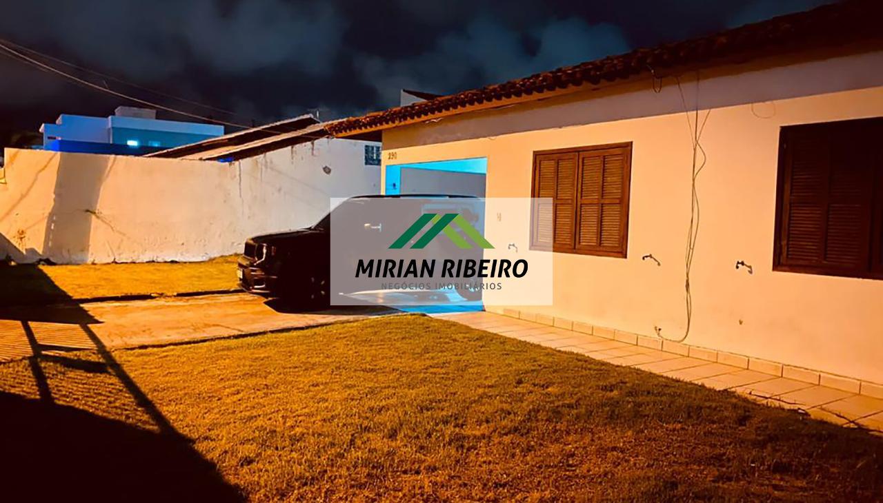 LINDA CASA NO BAIRRO INGLESES - PRONTA PARA MORAR