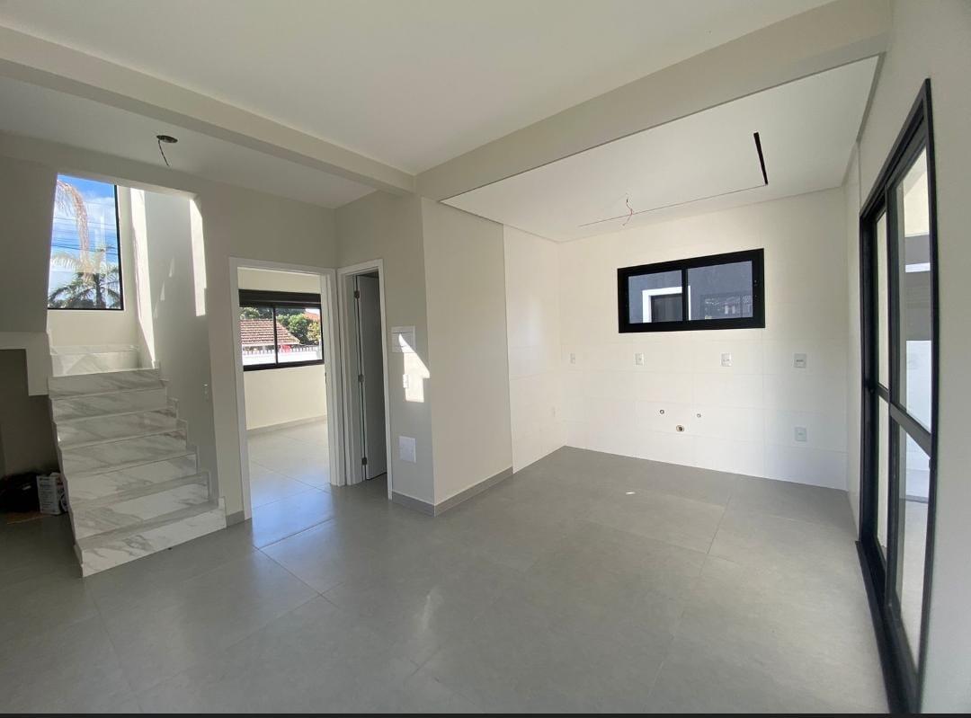 Uma Excelente Casa nova com 2 andares à venda no bairro Ingleses