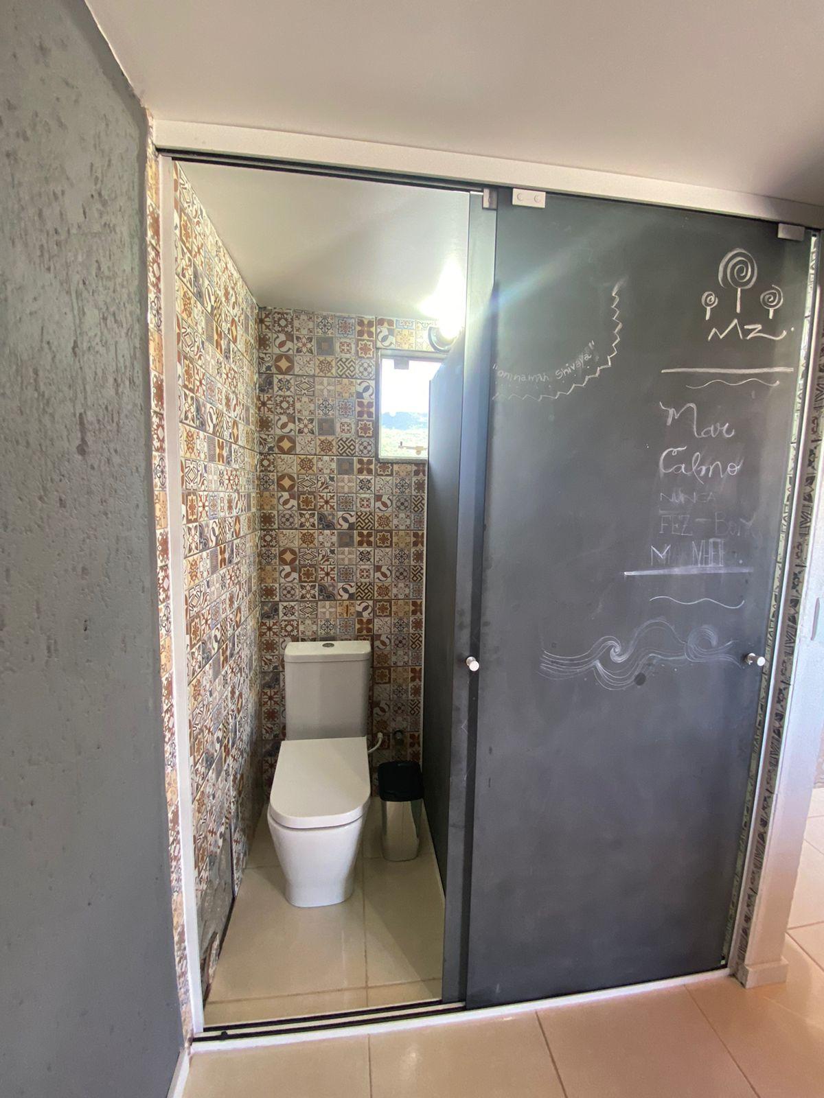 Pousada no rio vermelho com 5 apartamentos