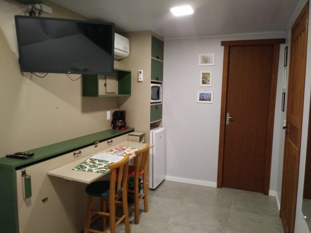 Casa com 4 suítes independentes - Próximo à praia do Moçambique