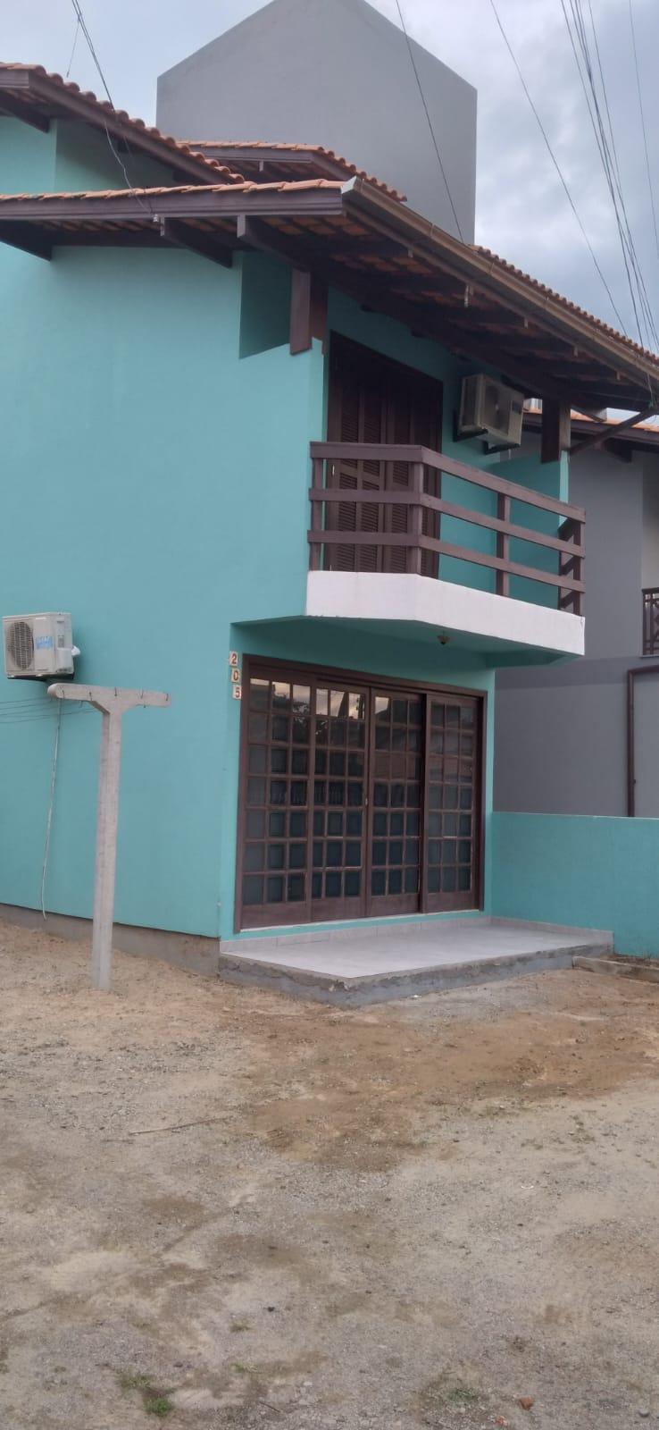 Casa com 2 andares à venda no bairro Ingleses