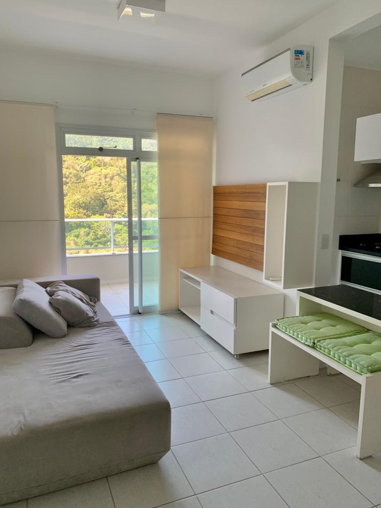 Um excelente apartamento à venda no bairro Itacurubi - Florianópolis, SC