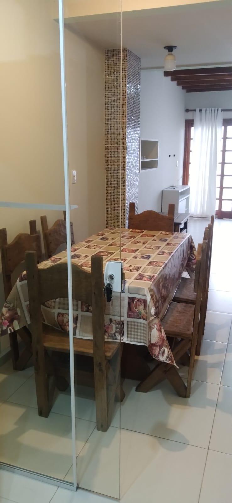 Casa com 2 andares à venda no bairro Ingleses