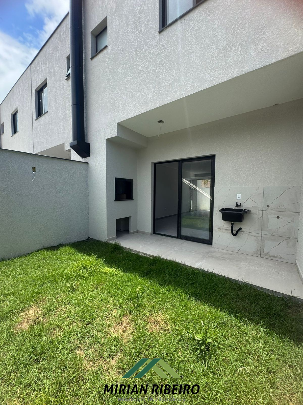 Sobrado de Alto padrão 