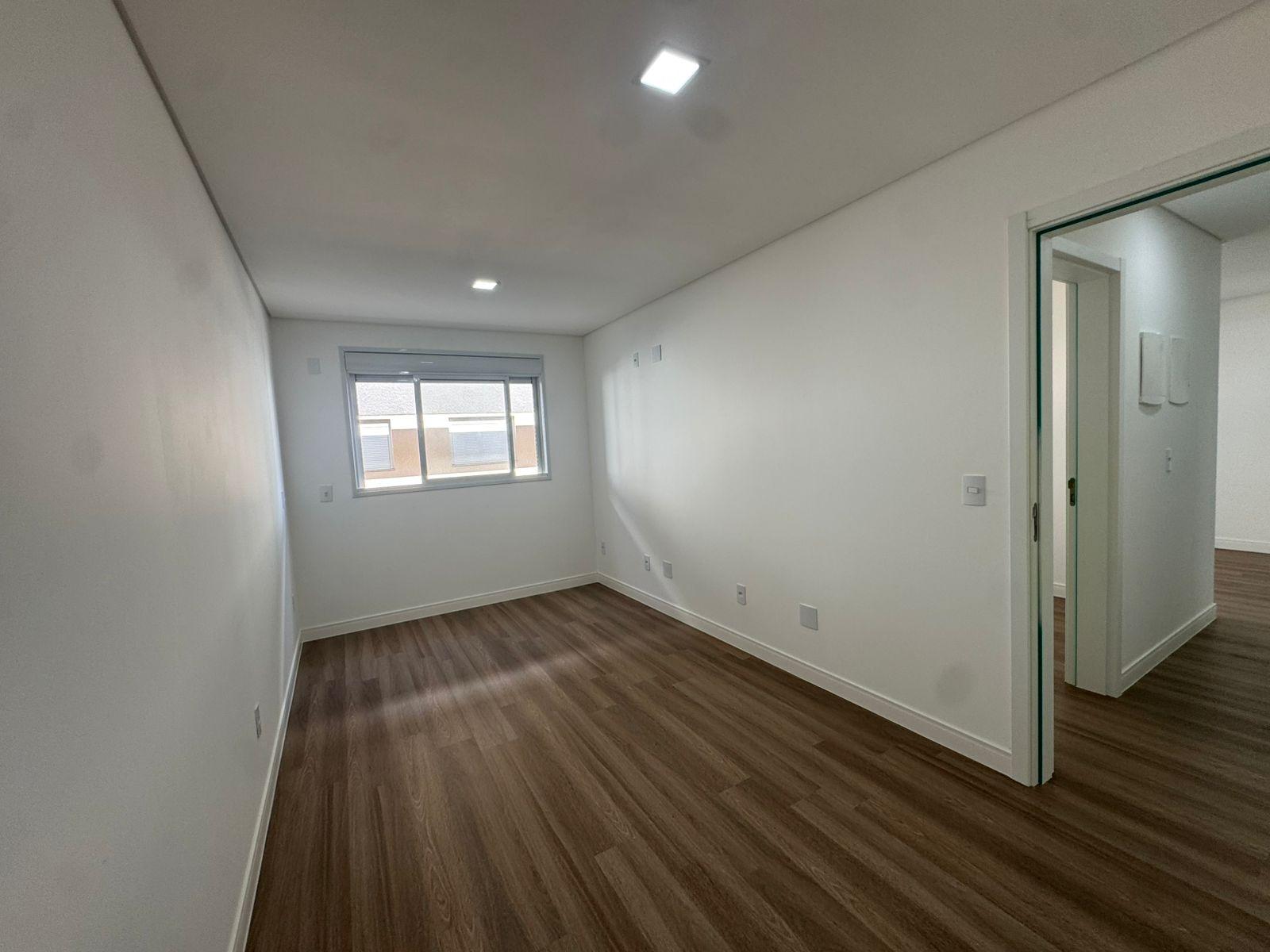 APTO NOVO  NO RESIDENCIAL HERCÍLIO LUZ 