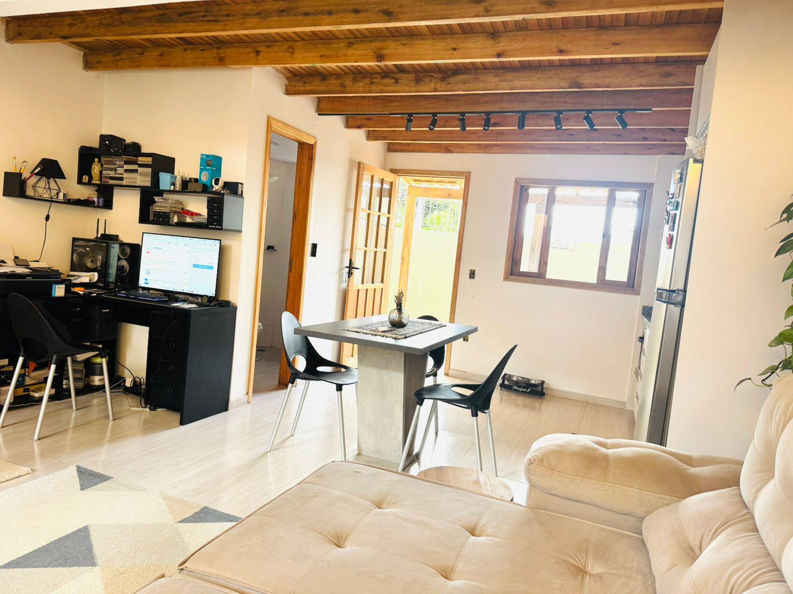 CASA LOFT NO RIO VERMELHO