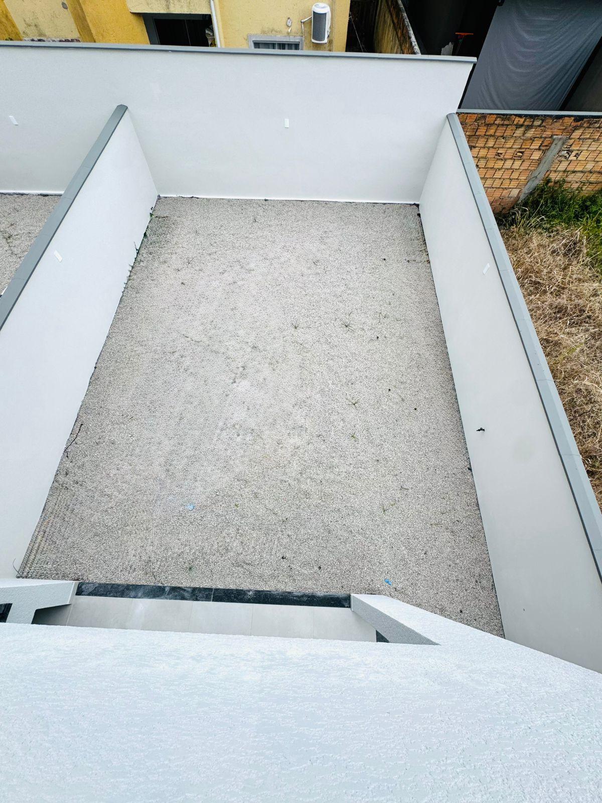 Sobrado Novo com 2 Suítes, 2 Vagas e Quintal Privativo | Modernidade e Conforto