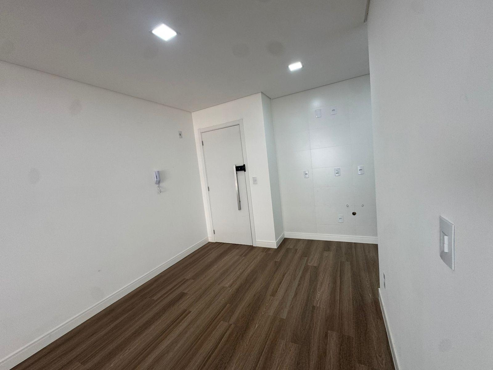APTO NOVO  NO RESIDENCIAL HERCÍLIO LUZ 