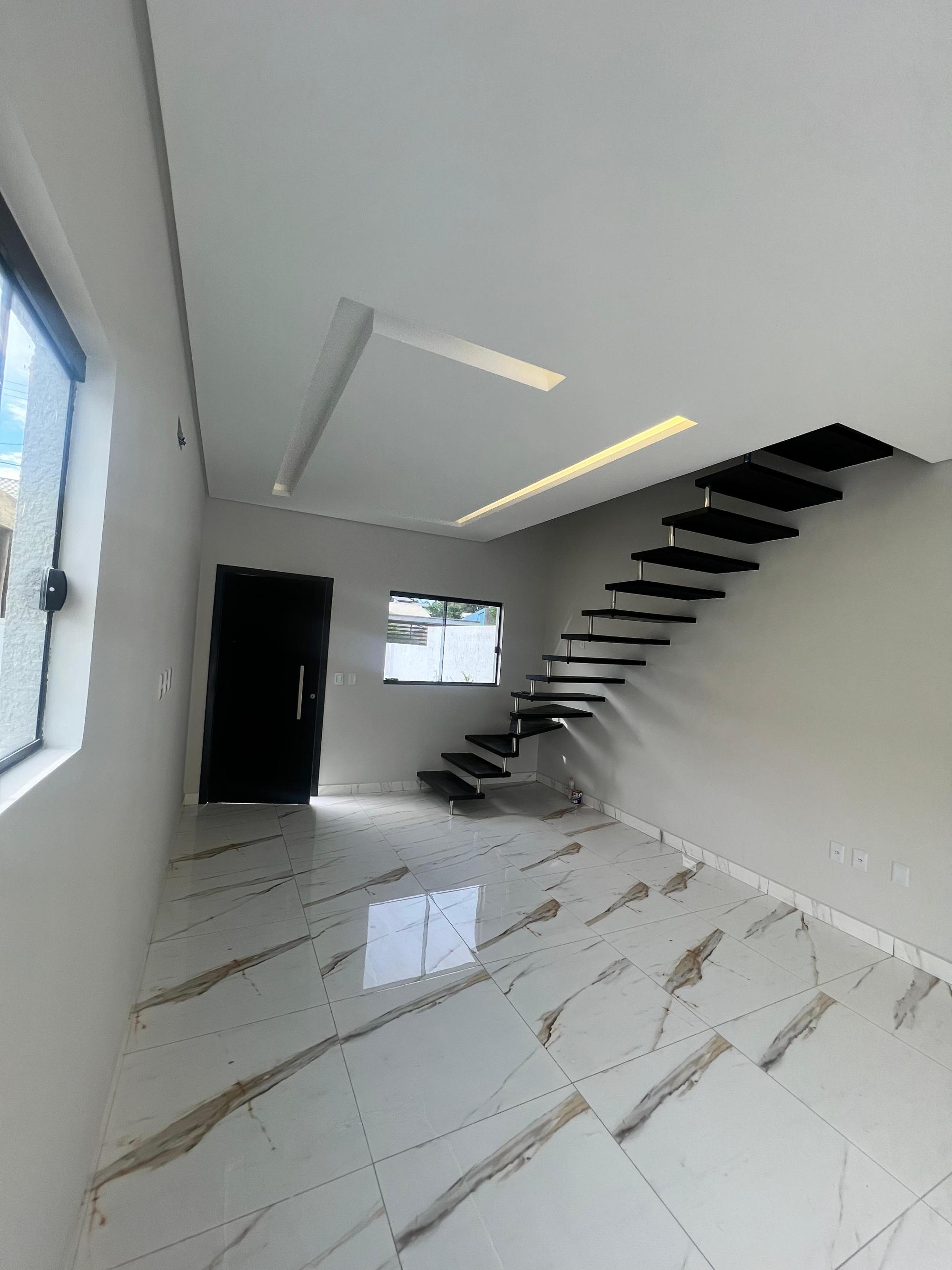 SOBRADO À VENDA – RIO VERMELHO | FLORIANÓPOLIS/SC | SUITES + EDÍCULA