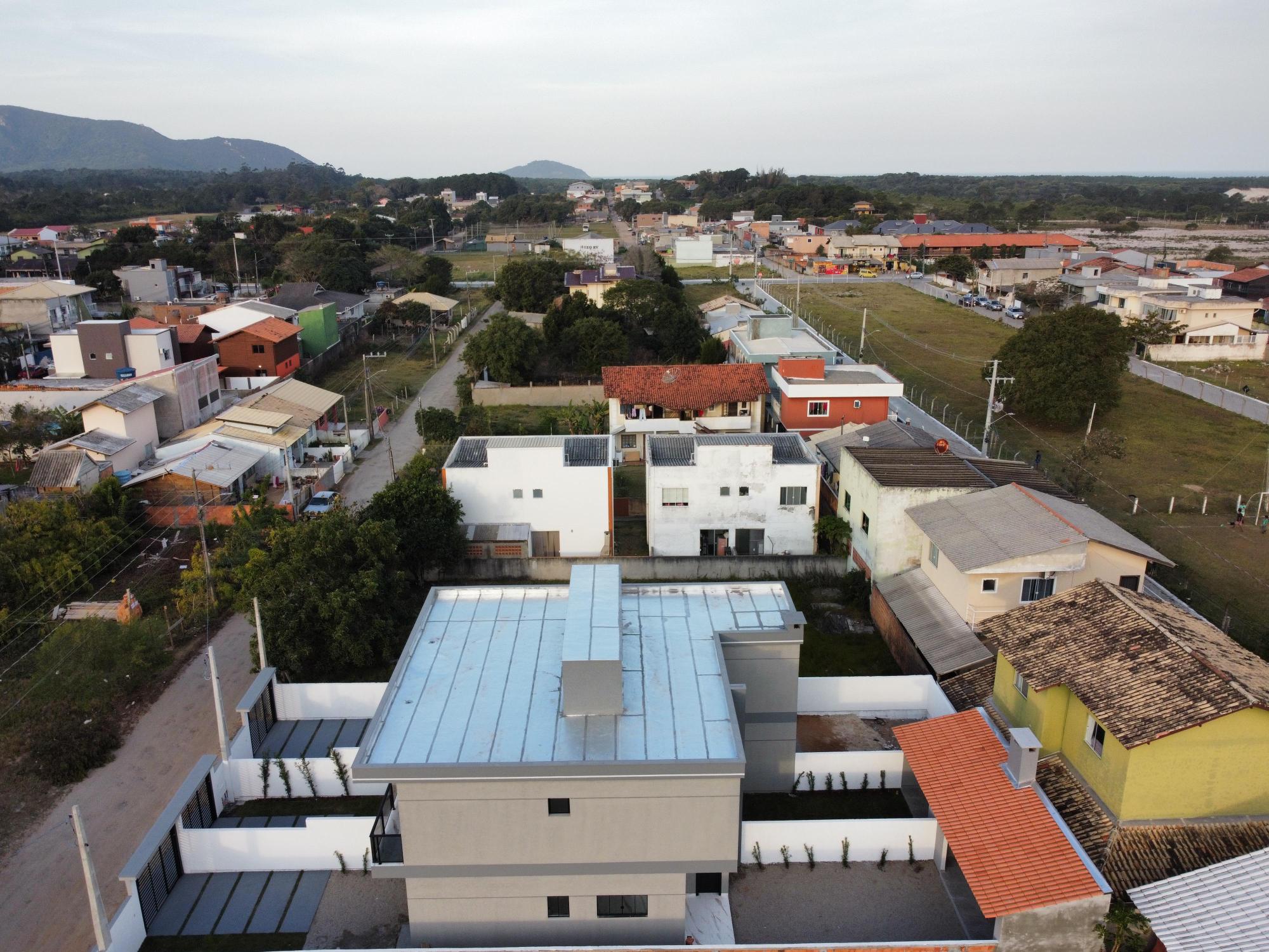SOBRADO À VENDA – RIO VERMELHO | FLORIANÓPOLIS/SC | SUITES + EDÍCULA