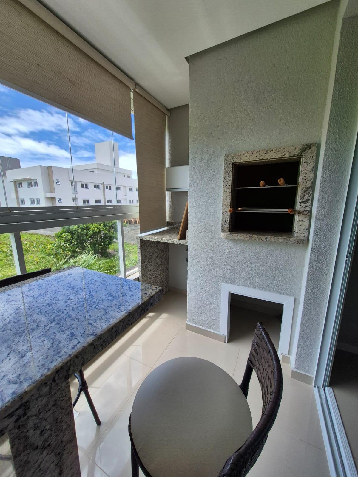 Apartamento Mobiliado a 400 m da Praia | 2 Dormitórios, Suíte, Hobby Box e Pronto para Morar