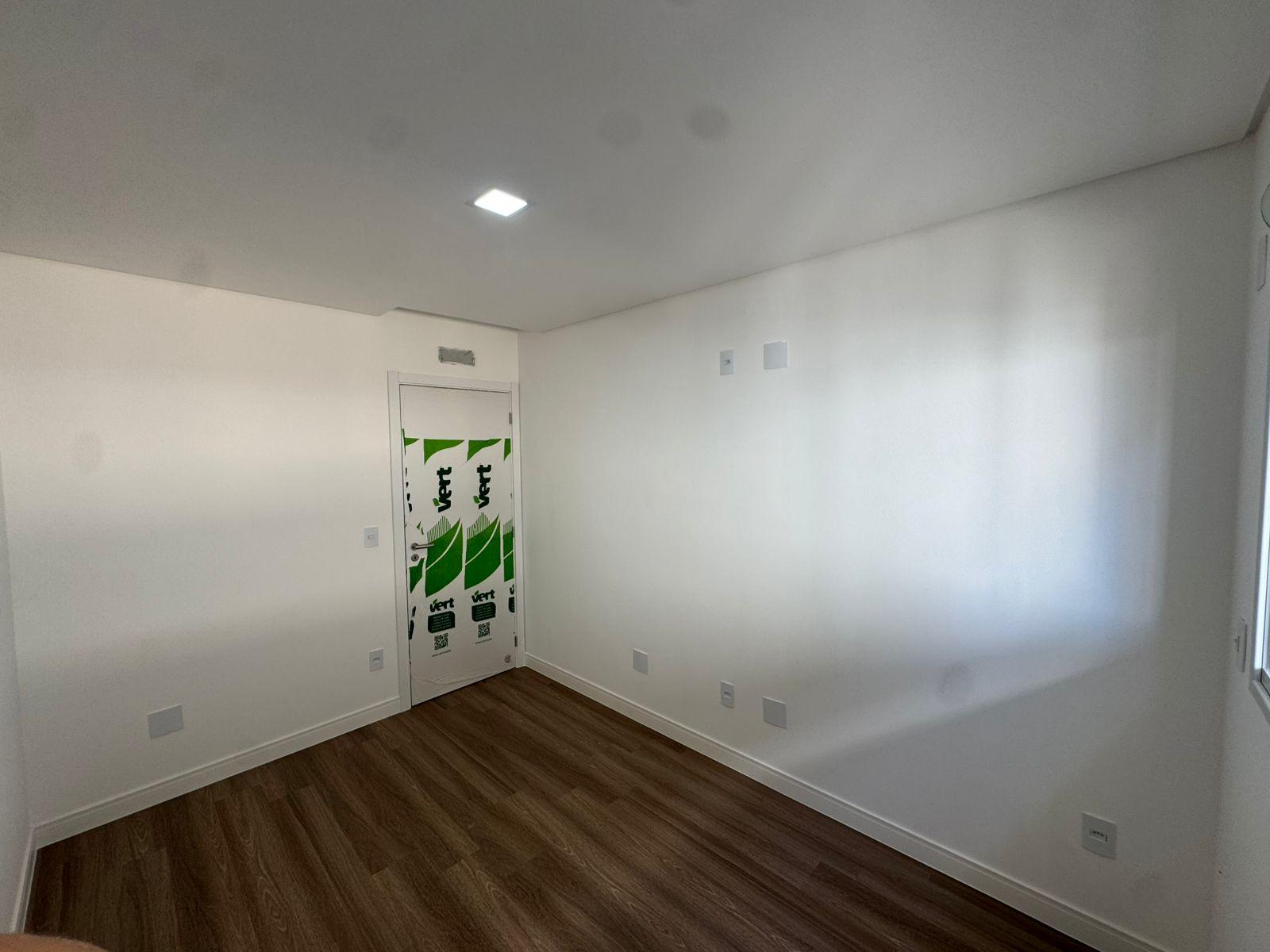 APTO NOVO  NO RESIDENCIAL HERCÍLIO LUZ 